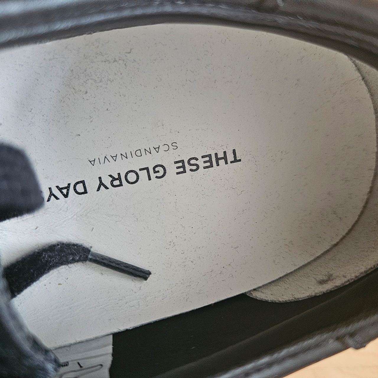 TGD Sneaker